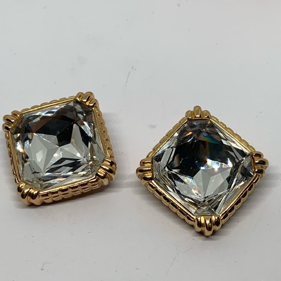 Vintage Christian Dior Crystal Gold tone Clip on Earrings - Picture 3 of 9
